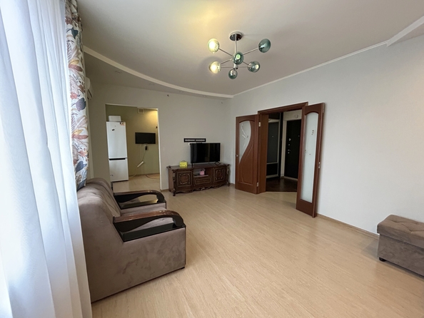 
  Продается 3-комн. квартира, 90 м², Жмайлова ул, д. 4/2
. Фото 5.