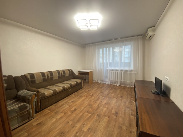 
  Продается 1-комн. квартира, 36 м², Стачки пр-кт, д. 208/1
. Фото 2.