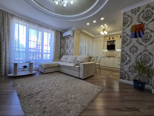 
  Продается 3-комн. квартира, 68 м², Ушинского ул, д. 53
. Фото 3.