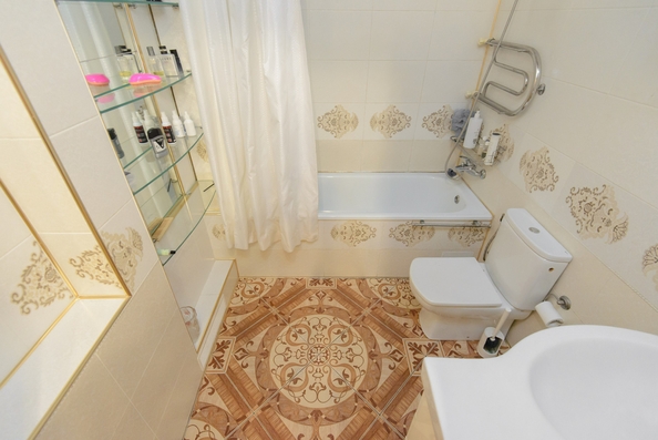 
  Продается 3-комнатный апартамент, 71.8 м², Халтуринский пер, д. 53
. Фото 12.