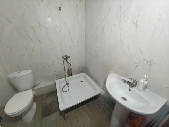 
  Продается 1-комн. квартира, 28.1 м², Берберовская ул, д. 28
. Фото 9.