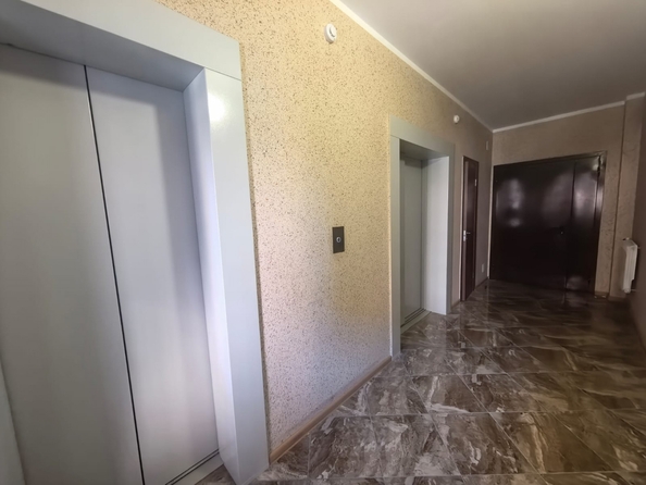 
  Продается 1-комн. квартира, 28.1 м², Берберовская ул, д. 28
. Фото 12.