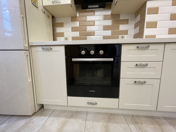 
  Продается 2-комн. квартира, 50 м², Батуринская ул, д. 157/31
. Фото 5.
