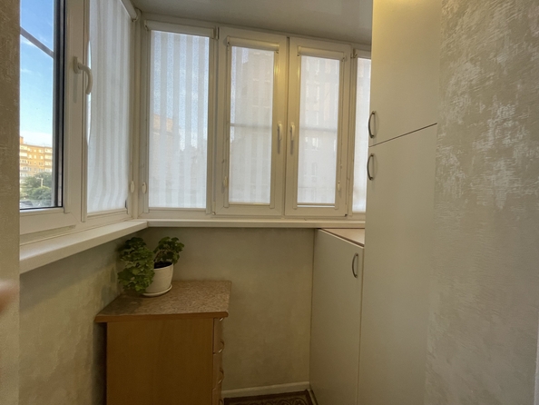 
  Продается 2-комн. квартира, 50 м², Батуринская ул, д. 157/31
. Фото 13.