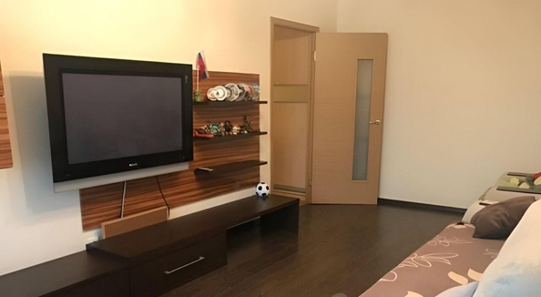 
  Продается 2-комн. квартира, 47 м², Чехова пр-кт, д. 79
. Фото 2.