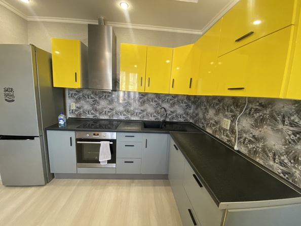 
  Продается 2-комн. квартира, 56 м², Еременко ул, д. 94
. Фото 3.