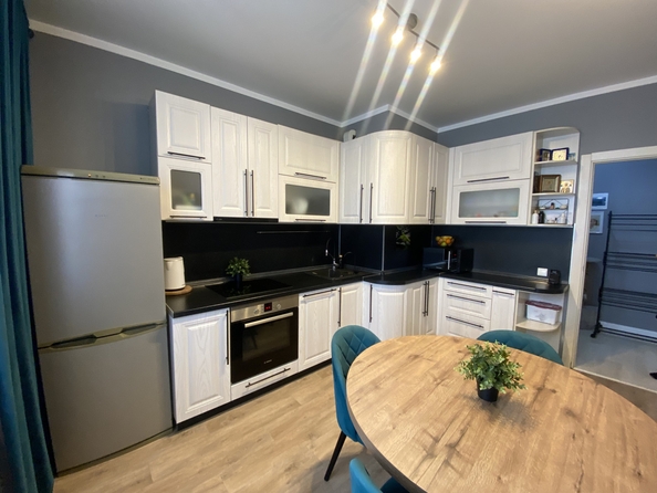 
  Продается 2-комн. квартира, 56 м², Маршала Жукова пр-кт, д. 21
. Фото 3.