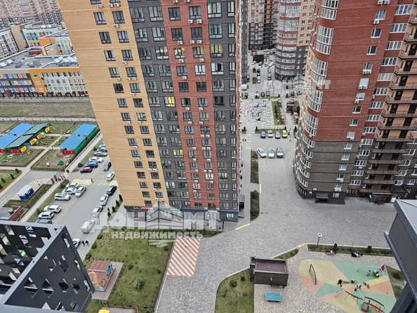 
  Продается 1-комн. квартира, 35.6 м², Берберовская ул, д. 16/2
. Фото 10.