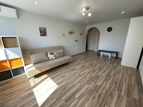 
  Продается 2-комн. квартира, 54 м², Заводская ул, д. 11
. Фото 6.