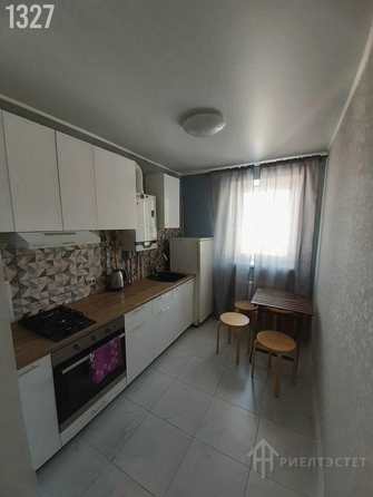
  Продается 1-комн. квартира, 38 м², Доломановский пер, д. 19
. Фото 4.