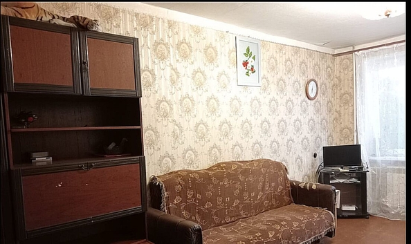 
  Продается 3-комн. квартира, 61 м², Комарова б-р, д. 8
. Фото 4.