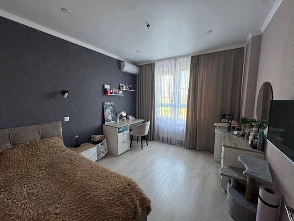 
  Продается 4-комн. квартира, 75 м², Чаленко пер, д. 17/1
. Фото 4.
