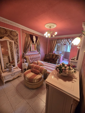 
  Продается 2-комн. квартира, 56 м², Комарова б-р, д. 4
. Фото 1.