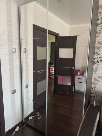 
  Продается 2-комн. квартира, 54 м², Комарова б-р, д. 1
. Фото 3.