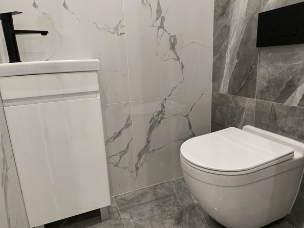 
  Продается 3-комн. квартира, 82 м², 26-я линия ул, д. 35/1
. Фото 8.
