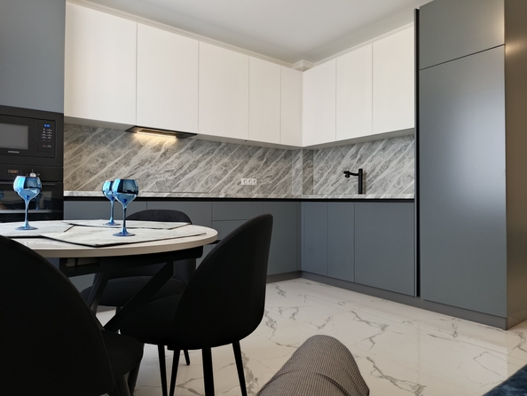 
  Продается 3-комн. квартира, 82 м², 26-я линия ул, д. 35/1
. Фото 26.