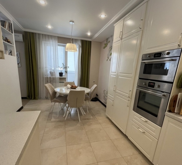 
  Продается 3-комн. квартира, 84.7 м², Жмайлова ул, д. 4е
. Фото 1.