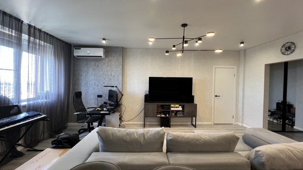 
  Продается 3-комн. квартира, 100 м², 2-я Баррикадная ул, д. 4с3
. Фото 14.