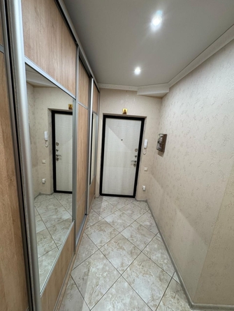 
  Продается 2-комн. квартира, 64 м², Еляна ул, д. 68
. Фото 11.