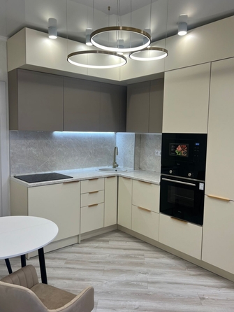 
  Продается 1-комн. квартира, 32 м², Раздорская ул, д. 2
. Фото 3.