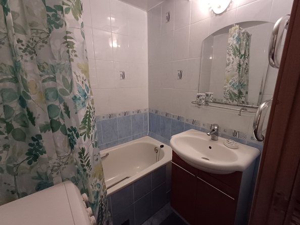 
  Продается 3-комн. квартира, 64.9 м², Комарова б-р, д. 18/2
. Фото 6.