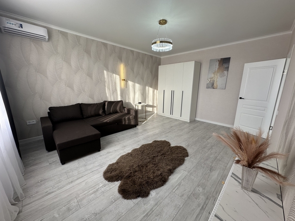 
  Продается 1-комн. квартира, 38 м², Ткачева ул, д. 42
. Фото 5.
