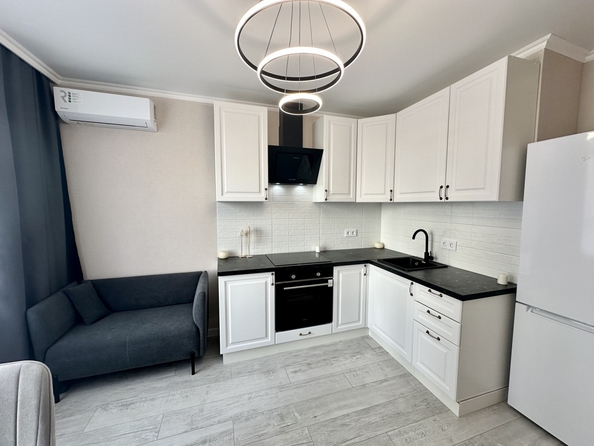 
  Продается 2-комн. квартира, 50.2 м², Ткачева ул, д. 21
. Фото 2.