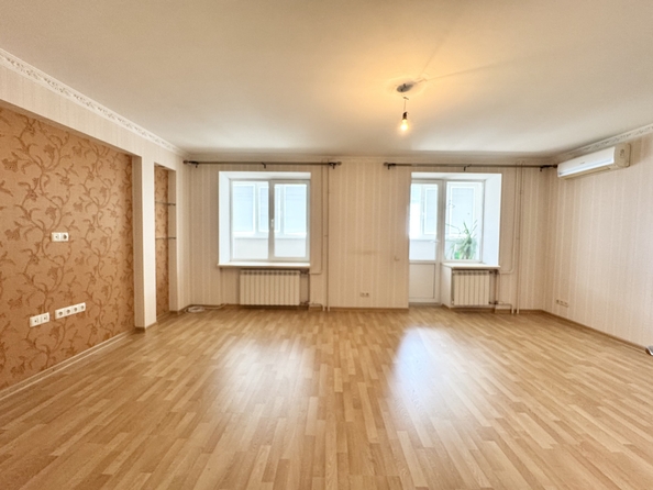 
  Продается 2-комн. квартира, 80 м², 40-летия Победы пр-кт, д. 79
. Фото 3.