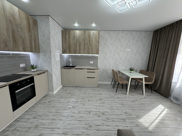 
  Продается 2-комн. квартира, 43 м², Еляна ул, д. 54
. Фото 3.