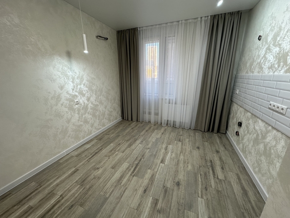 
  Продается 3-комн. квартира, 72 м², Еременко ул, д. 112/1
. Фото 4.