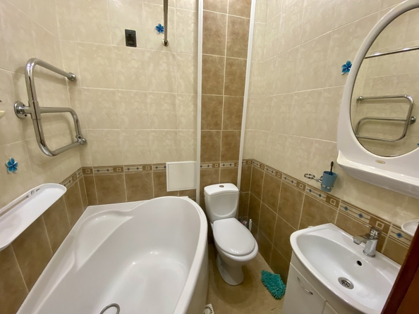 
  Продается 3-комн. квартира, 57 м², Новолесная ул, д. 3
. Фото 11.