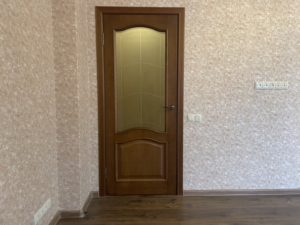 
  Продается 2-комн. квартира, 57 м², Дунаевского пер, д. 17
. Фото 4.
