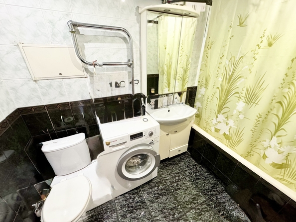 
  Продается 3-комн. квартира, 66.7 м², 40-летия Победы пр-кт, д. 37
. Фото 7.