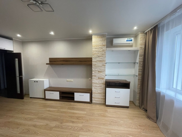 
  Продается 1-комн. квартира, 46 м², Таганрогская ул, д. 132/3
. Фото 3.