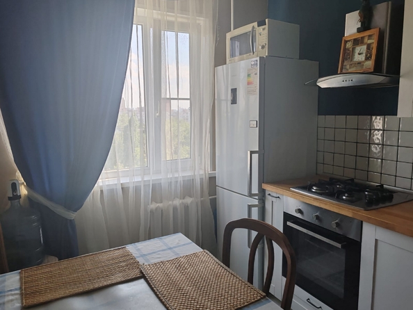 
  Продается 2-комн. квартира, 51.1 м², Комарова б-р, д. 7
. Фото 1.