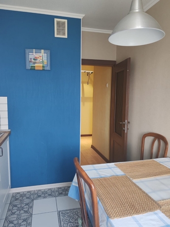 
  Продается 2-комн. квартира, 51.1 м², Комарова б-р, д. 7
. Фото 7.