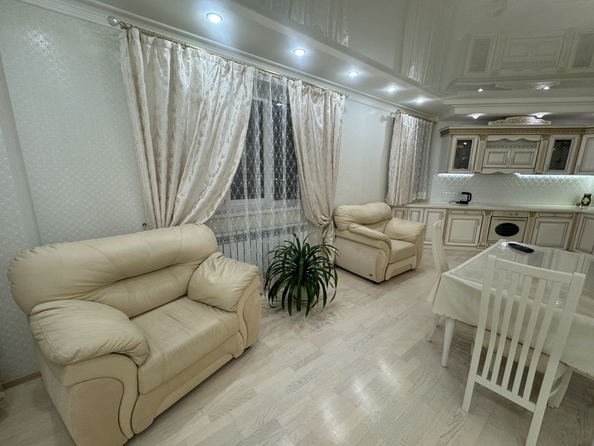 
  Продается 3-комн. квартира, 100 м², Пацаева ул, д. 20
. Фото 8.