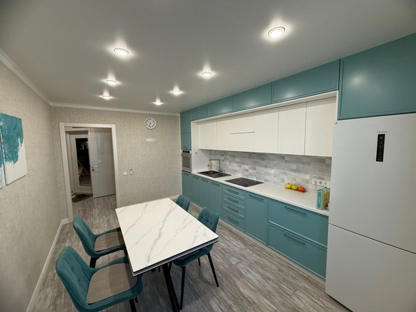 
  Продается 3-комн. квартира, 82.5 м², 2-я Краснодарская ул, д. 169б
. Фото 2.