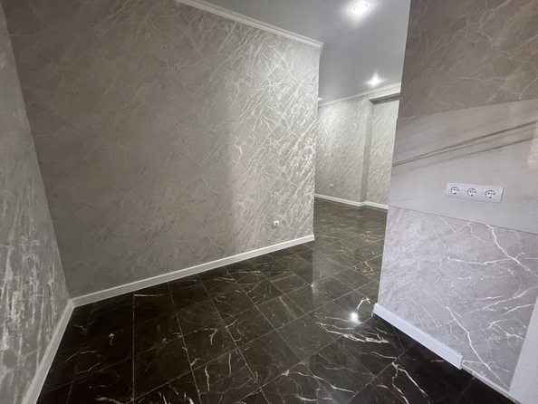 
  Продается 2-комн. квартира, 56 м², Малиновского ул, д. 18
. Фото 2.