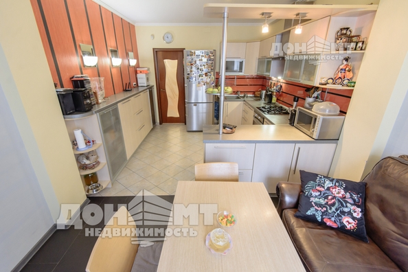 
  Продается 4-комн. квартира, 138 м², Богатяновский Спуск пр-кт, д. 2в
. Фото 13.