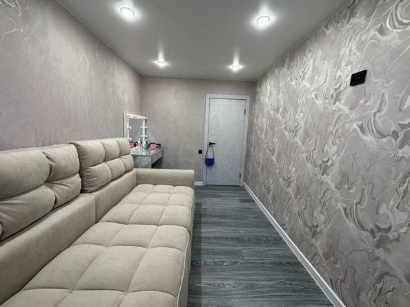 
  Продается 2-комн. квартира, 48 м², Королева пр-кт, д. 6/1
. Фото 2.