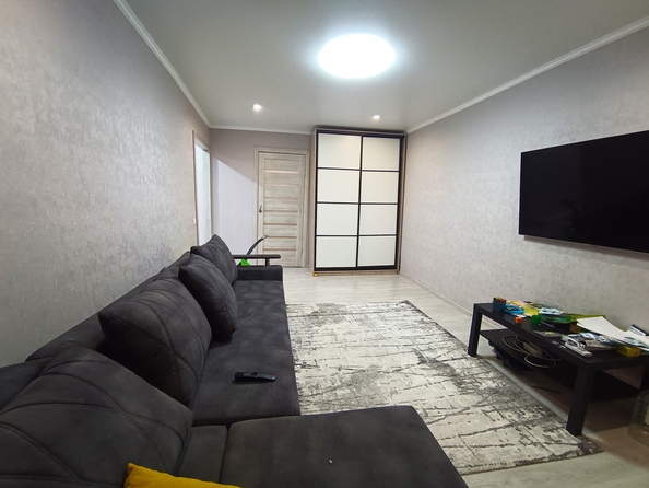 
  Продается 3-комн. квартира, 58.6 м², Абаканская ул, д. 20
. Фото 5.