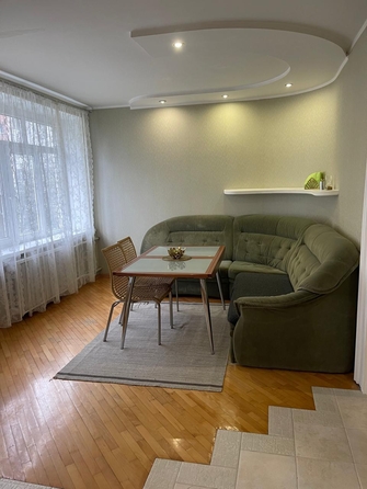 
  Продается 3-комн. квартира, 112.2 м², Жмайлова ул, д. 27а
. Фото 2.