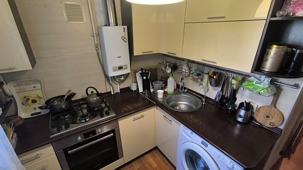 
  Продается 3-комн. квартира, 55.5 м², Ленина пр-кт, д. 42
. Фото 4.
