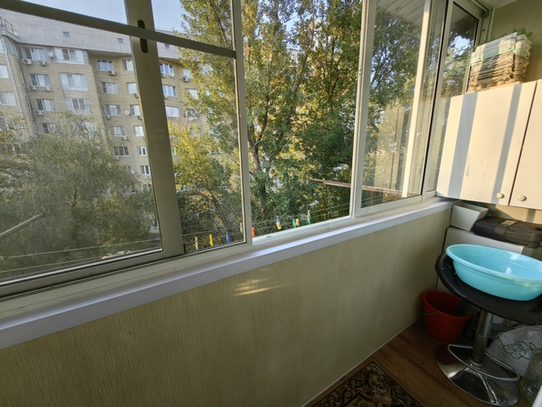 
  Продается 3-комн. квартира, 63 м², 40-летия Победы пр-кт, д. 13
. Фото 8.