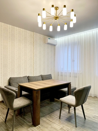 
  Продается 2-комн. квартира, 65 м², Берберовская ул, д. 16
. Фото 4.