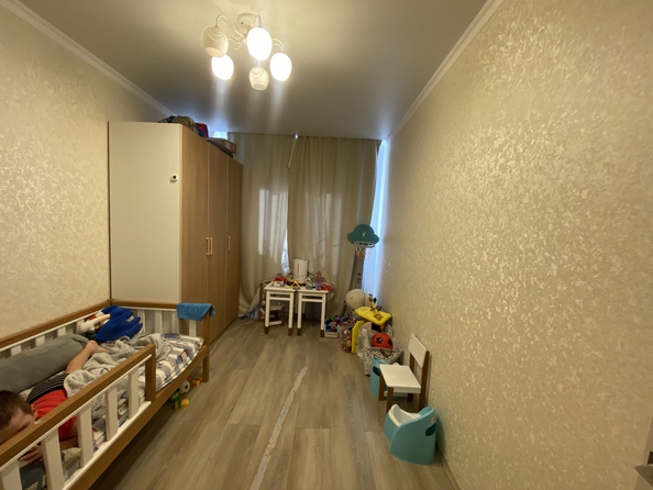 
  Продается 2-комн. квартира, 57 м², Шаповалова ул, д. 1
. Фото 5.