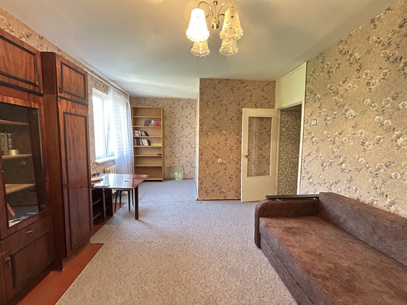 
  Продается 1-комн. квартира, 37 м², Зорге ул, д. 27
. Фото 5.