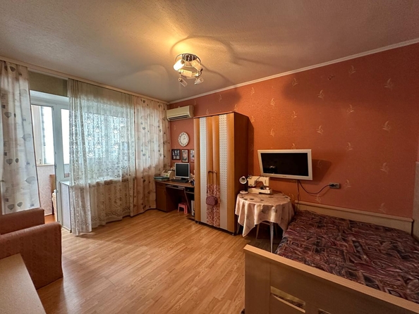 
  Продается 3-комн. квартира, 72 м², Малиновского ул, д. 74/68
. Фото 1.