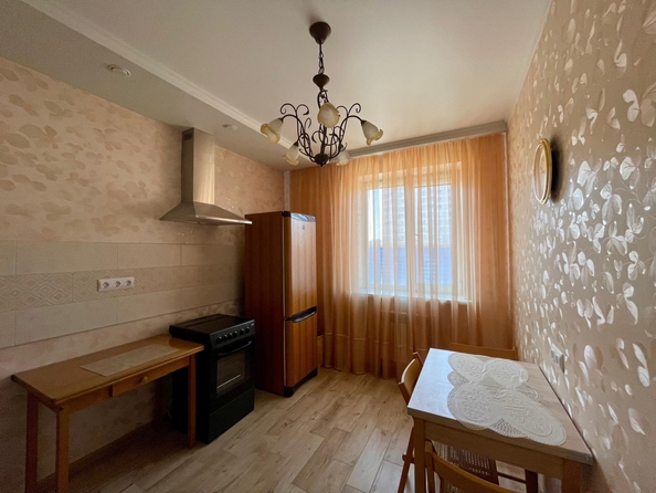 
  Продается 1-комн. квартира, 34 м², Батуринская ул, д. 169
. Фото 5.